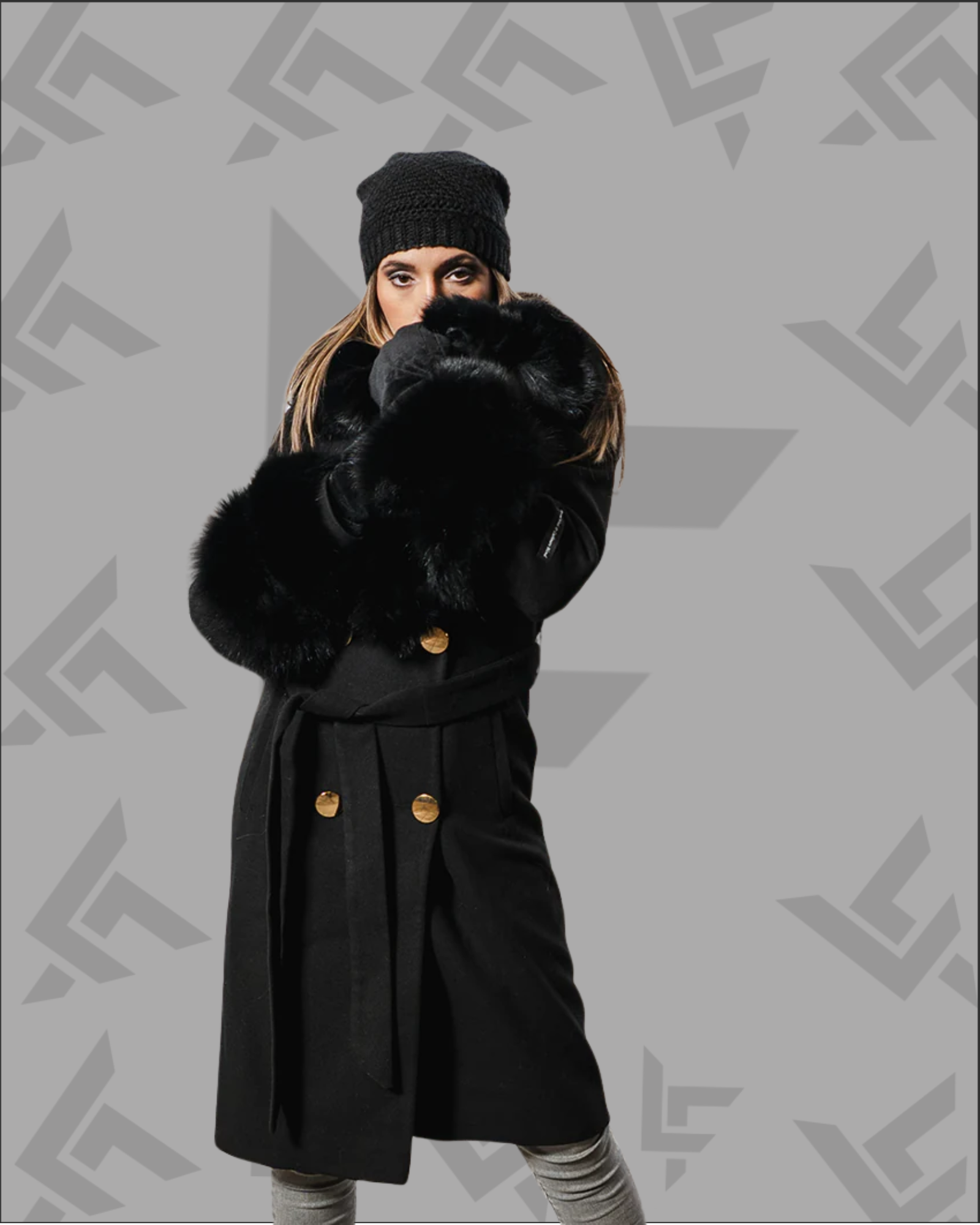 Aria Black Long Cashmere Blend Coat with Fox Fur for Women – Luxury Winter Coat|